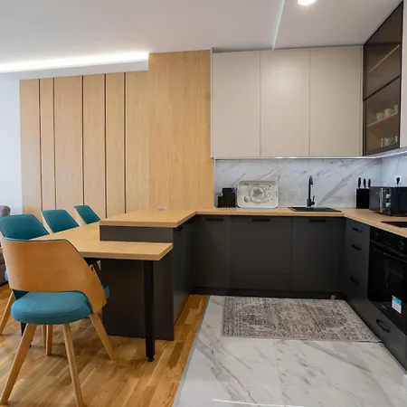 Apartment Vip Bogic 92