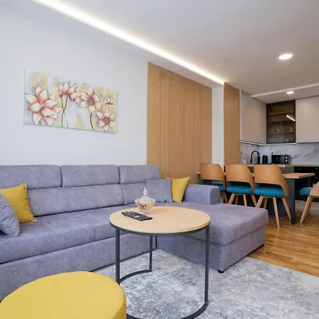 Apartment Vip Bogic 92 *